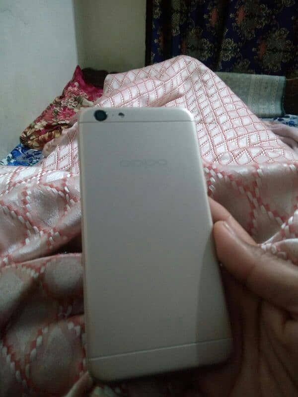 OPPO a57 0