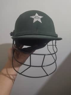 CRICKET HELMET RARELY USED AVAILABLE