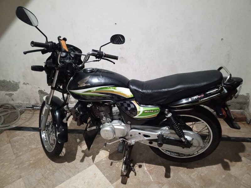 Honda Deluxe 11 Model 5 Gear avlable Sale & Exchange 1