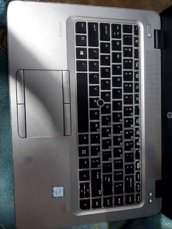 HP ELITEBOOK 840 G3 i5 6 generation 3