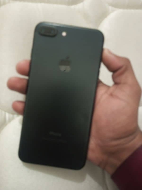 low price iPhone 7+ 3