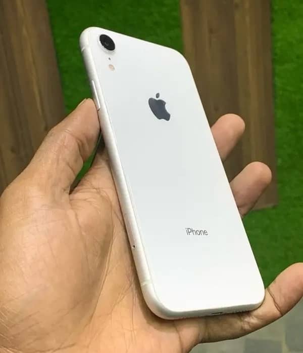 iPhone XR factory unlock 10by9 condition 2