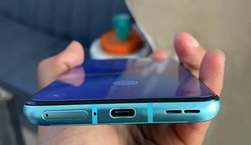 one plus 8T 1