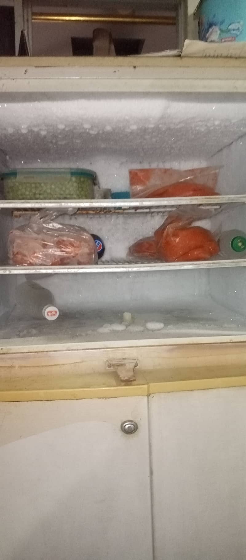 Selling old  pel refrigerator 5