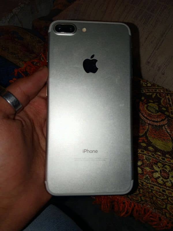 iphone 7plus (128 GB) PTA APPROVED 1