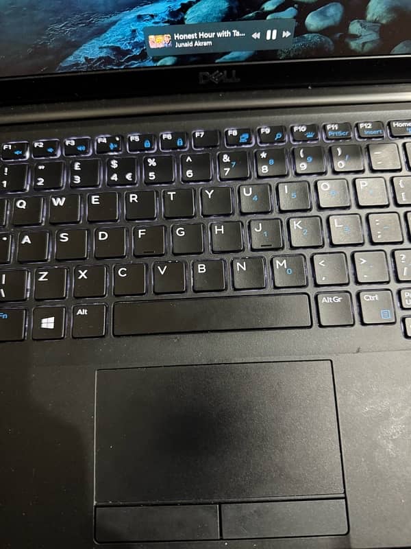 Dell Latitude 7390 Laptop 3