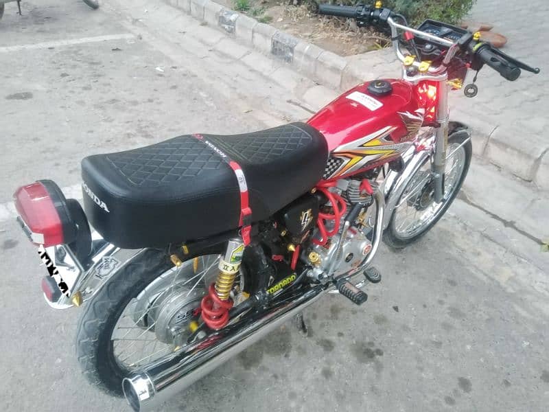 Honda CG 125SE 2021 3