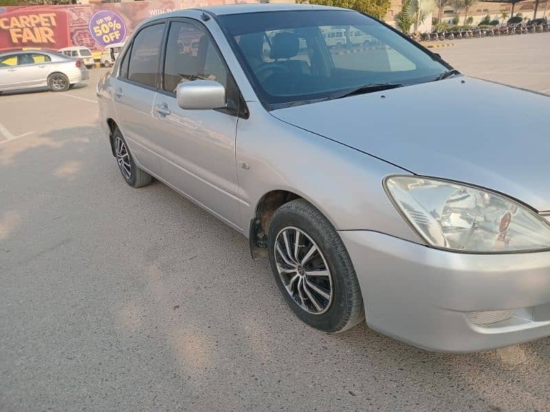 Mitsubishi Lancer 2005 16