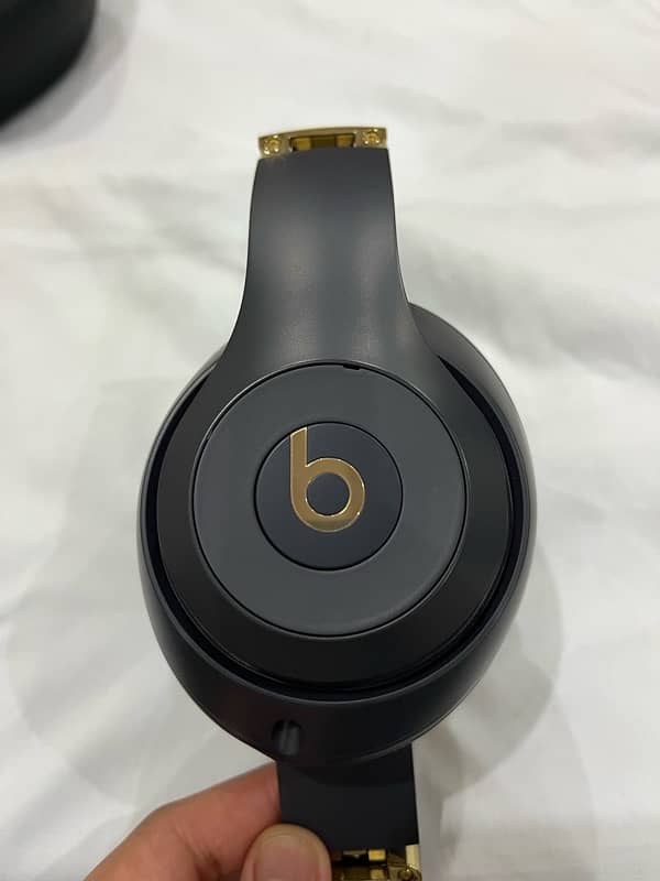 Beats Studio Studio 3 Wireless (Shadow Grey) 2