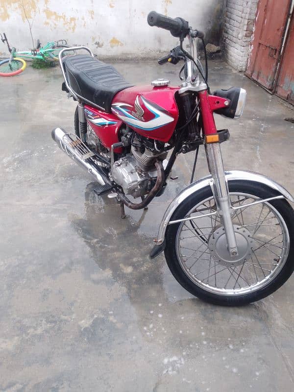 2014 model 125 gadi good condition 4