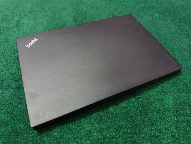 Lenovo Core i7 6th Gen 8GB 128GB SSD Backlit Fingerprint Dual Battery 1