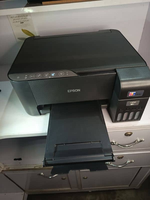 Epson L3250 WiFi Printer for Sale (Like New) 1