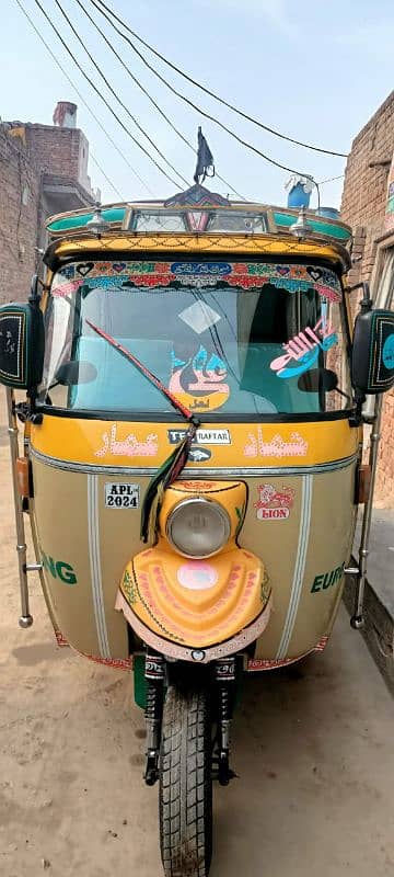 Tez raftaar auto rickshaw 0