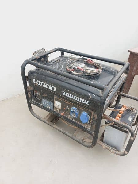 urgent sale generator 2.5 KVA 1