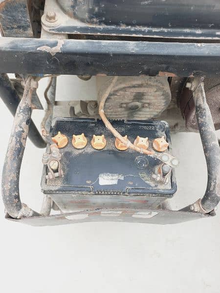 urgent sale generator 2.5 KVA 3