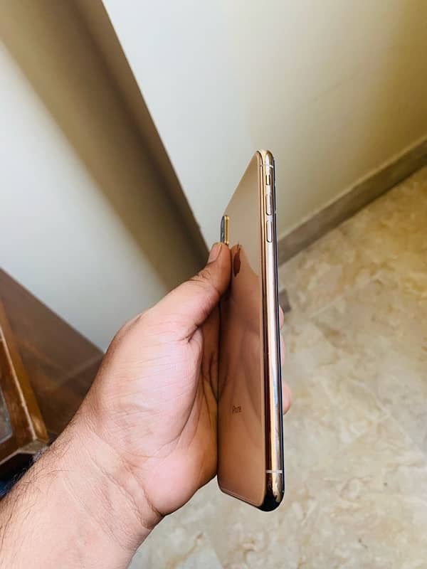 IPHONE XS MAX 64gb 1