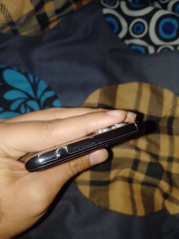 Oppo Reno 5 5G 1