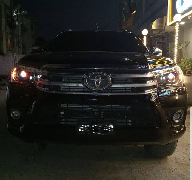 Toyota Hilux 2018 1