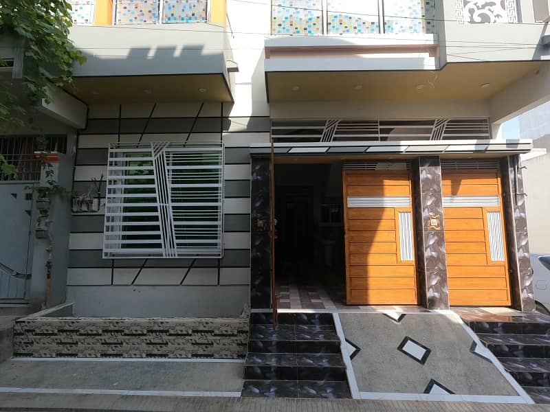 Prime Location In Saadi Town - Block 5 120 Square Yards House For sale 1