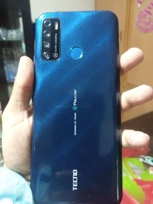 Tecno Pouvoir 4 (6 128) 0