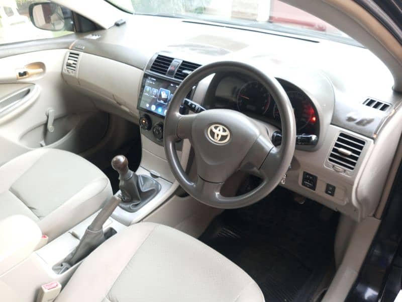 Toyota Corolla XLI 2011 Excellent Condition in DHA Karachi 5