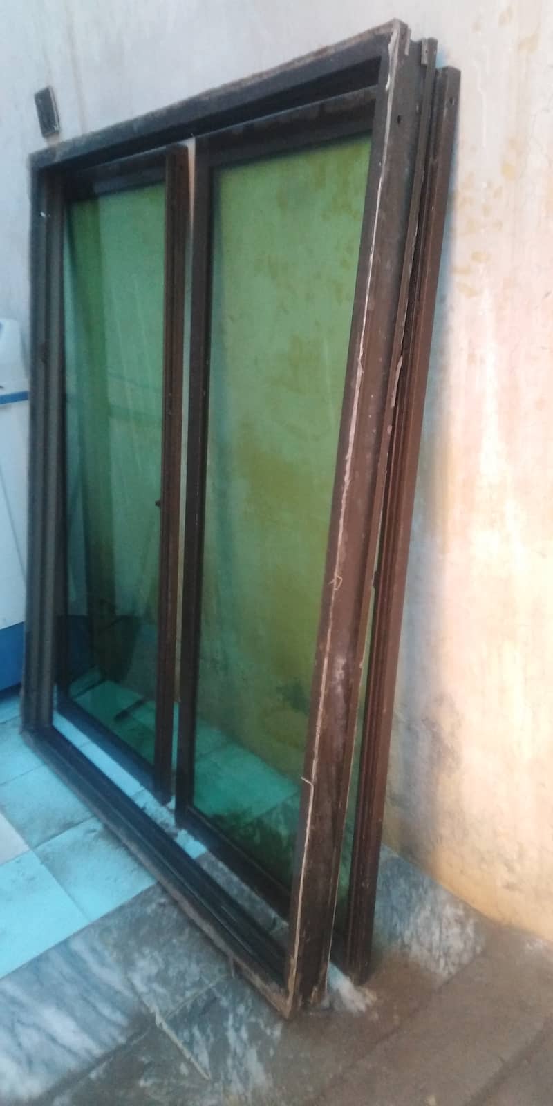 Aluminium Window size 4 weidth 5 height . 3