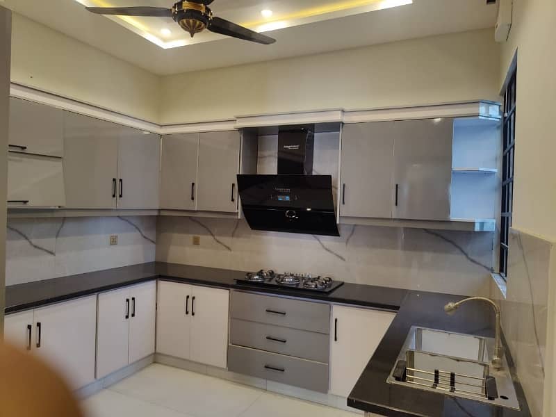 22 Marla Beautiful Designer Corner House In Bahrain Town Phase 8 Rawalpindi 5