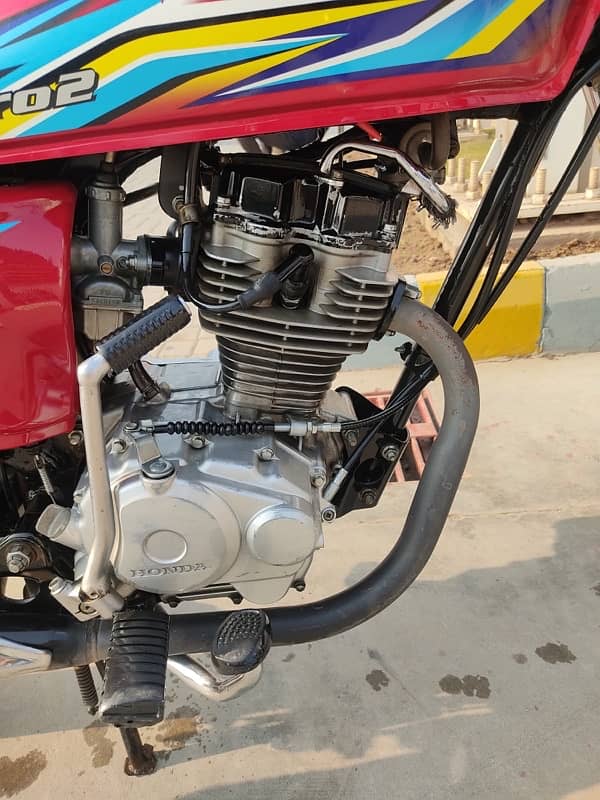 Honda 125 Karachi Number 9