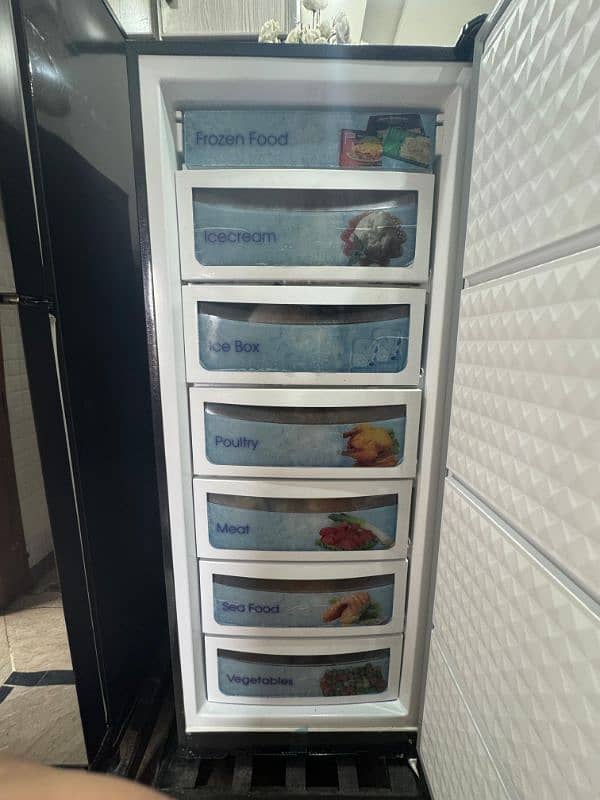 Dawlance vertical  freezer 1