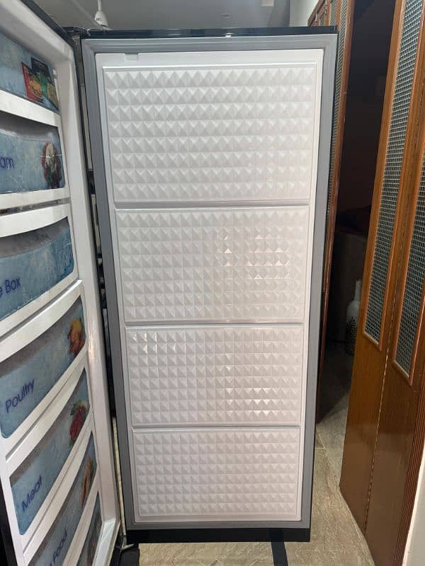 Dawlance vertical  freezer 2