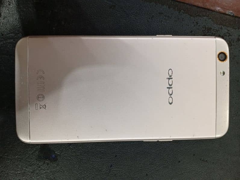 Oppo F1s 4/64 1