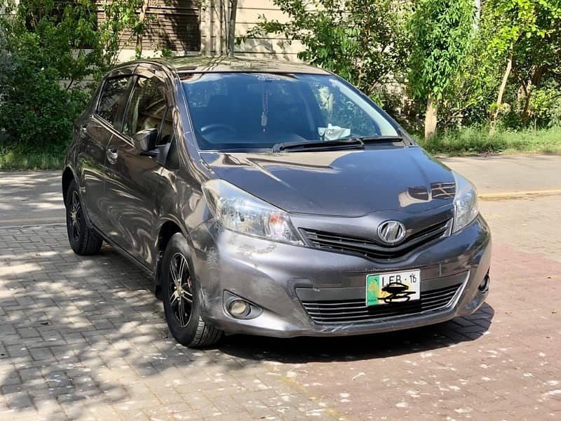 Toyota Vitz 2016 0