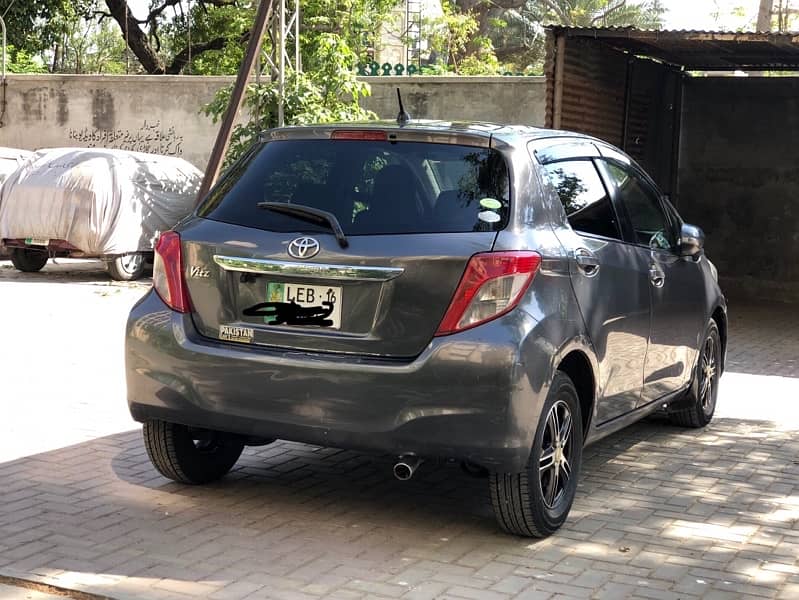 Toyota Vitz 2016 3