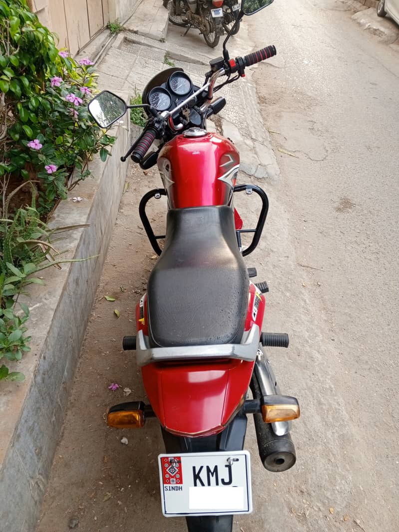 Honda CB 125F 2019 6