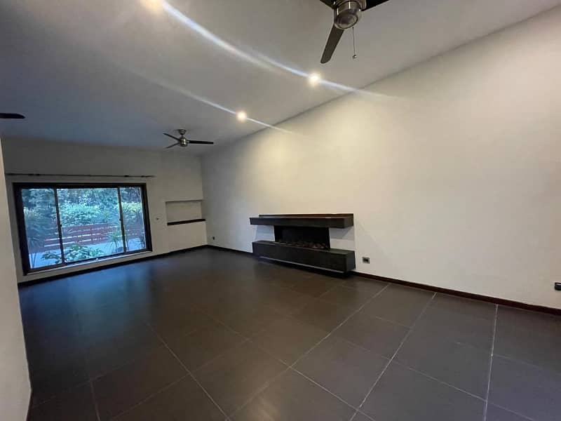 Ground Floor Flat For Rent 2