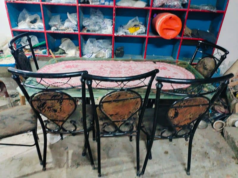 Glass Dining Table with 6 Chair's 1