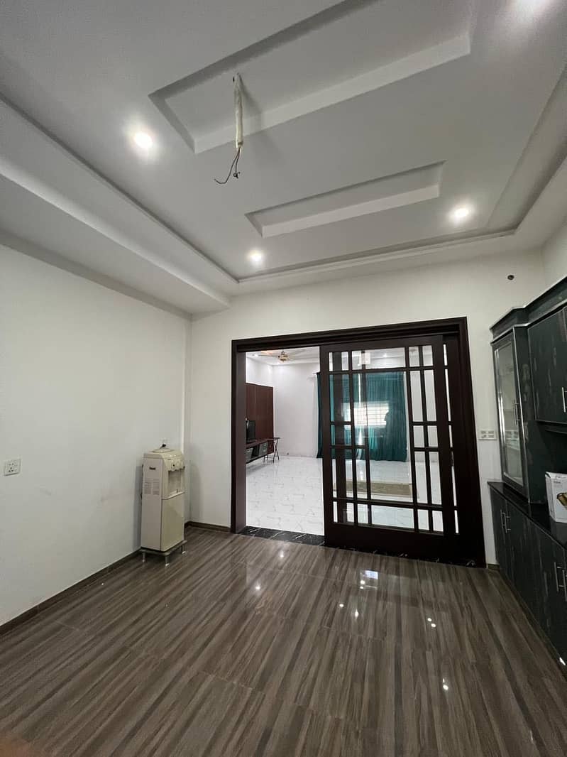 FACING PARK ONE KANAL HOUSE NEAR DHA PHASE 7, AVAILABLE FOR SALE 26