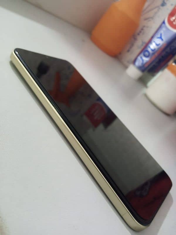 Vivo y35 8+8 urgent sale 6