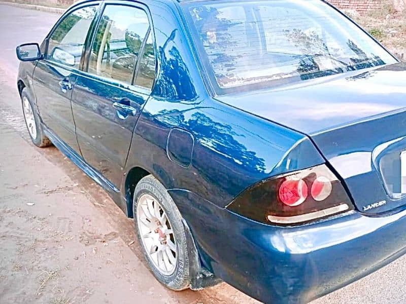 Mitsubishi Lancer 2005 1