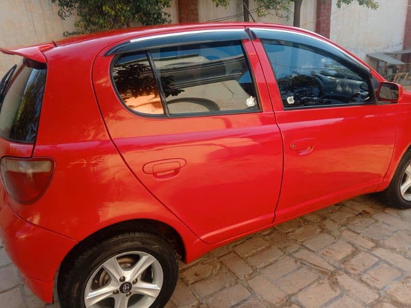 Toyota Vitz 1999 8