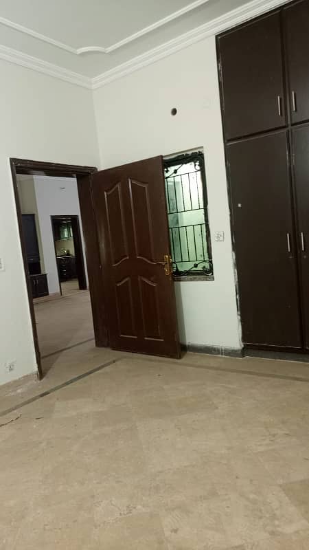 1 Kanal Lower Portion for Rent in Garden Town for Family and Silent office (Call center + Software house) 6