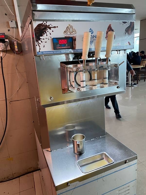 Pump Ice cream machine 1