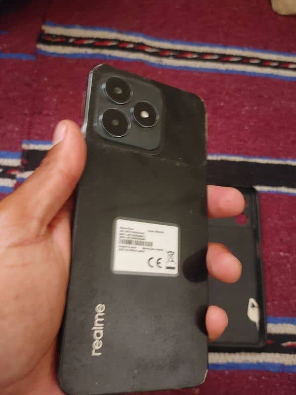 Realme C53 0