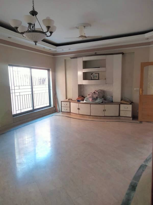 Stunning 4-Bedroom House For Sale In DHA Lahore Phase 3 Demand 650 Lakh 13