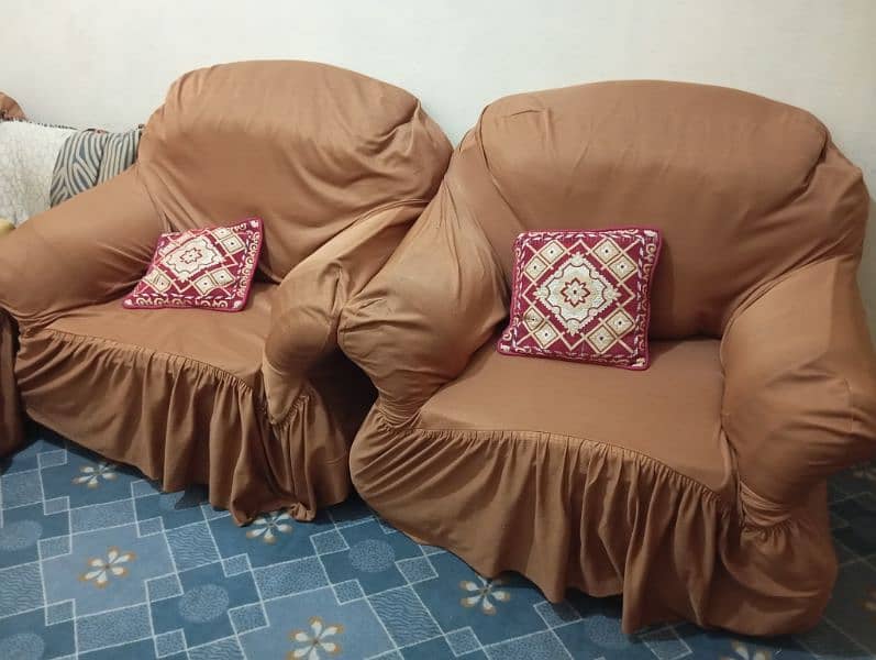 Sofas set 3 seater Good condition Argent sale 1