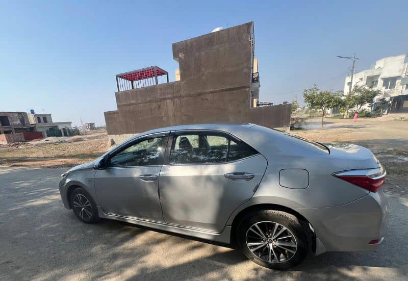 Toyota Altis Grande 2018 7