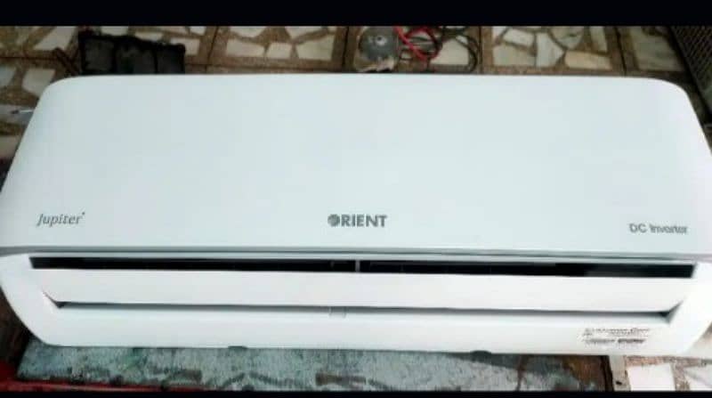 Orient 1.5 ton DC inverter heat and cool 0