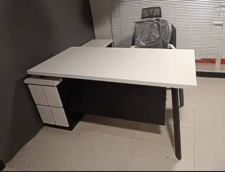 Executive Tables / Conference Table / meeting Table / Office Table 0