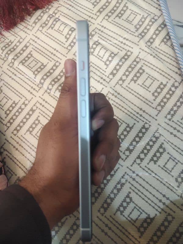 Iphone 15 Plus 100% Good Condition 4