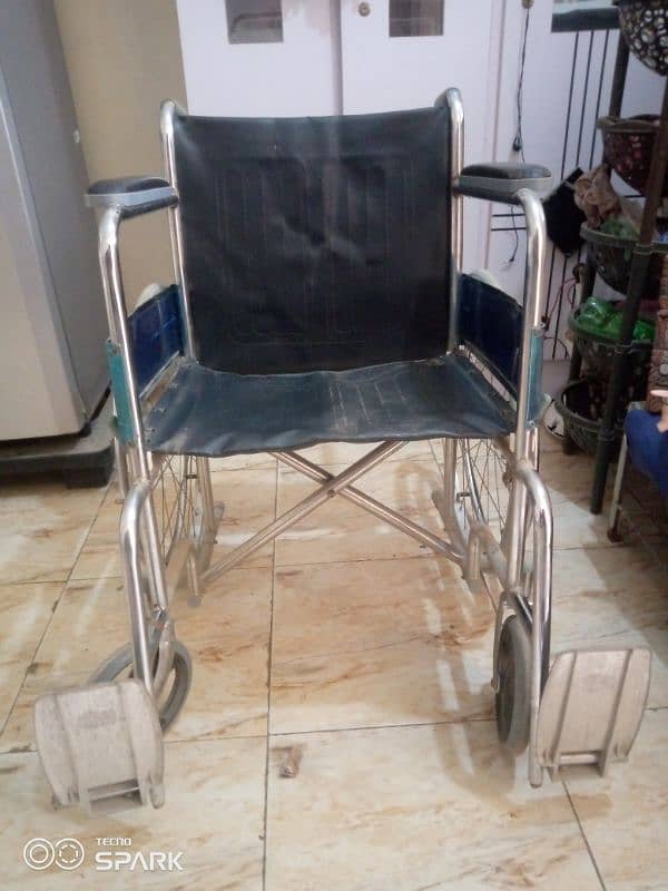 wheel chair 0